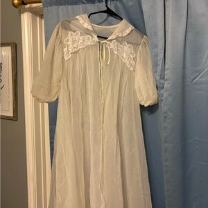 Vintage 60s Gotham Lingerie Sheer Robe with Lace Details Lace Collar